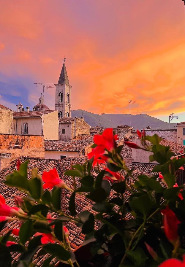 Regina D'Aragona Casa Vacanze Sulmona Ngoại thất bức ảnh