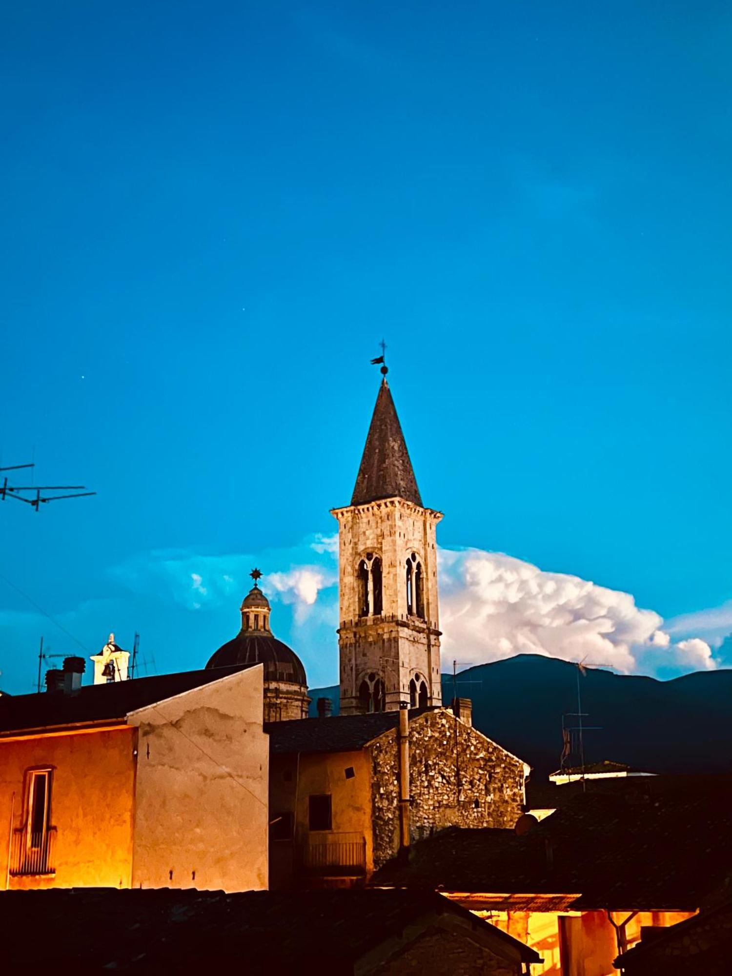 Regina D'Aragona Casa Vacanze Sulmona Ngoại thất bức ảnh
